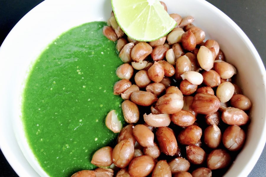 Boiled and roasted peanut chakna with Raw tomatillo salsa