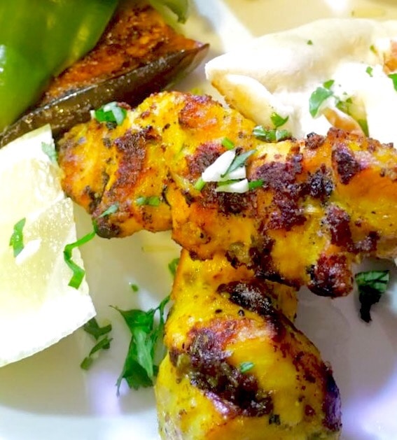 Chicken kababs spiced with fennel and mustard